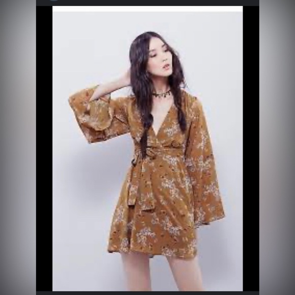 Free People Dresses & Skirts - Free People Floral Dress